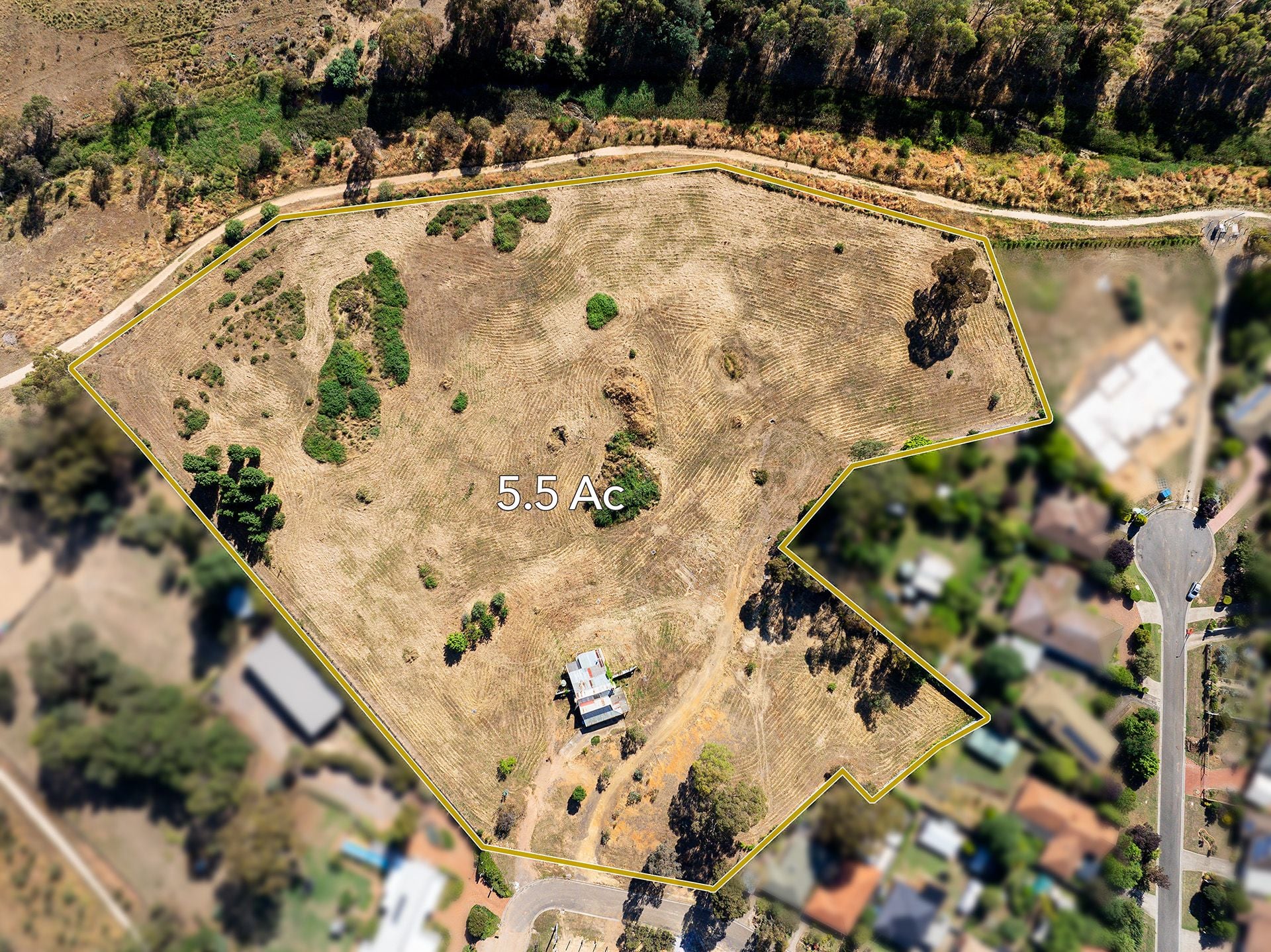 15-19 Montgomery Street, Castlemaine - Thumbnail 3