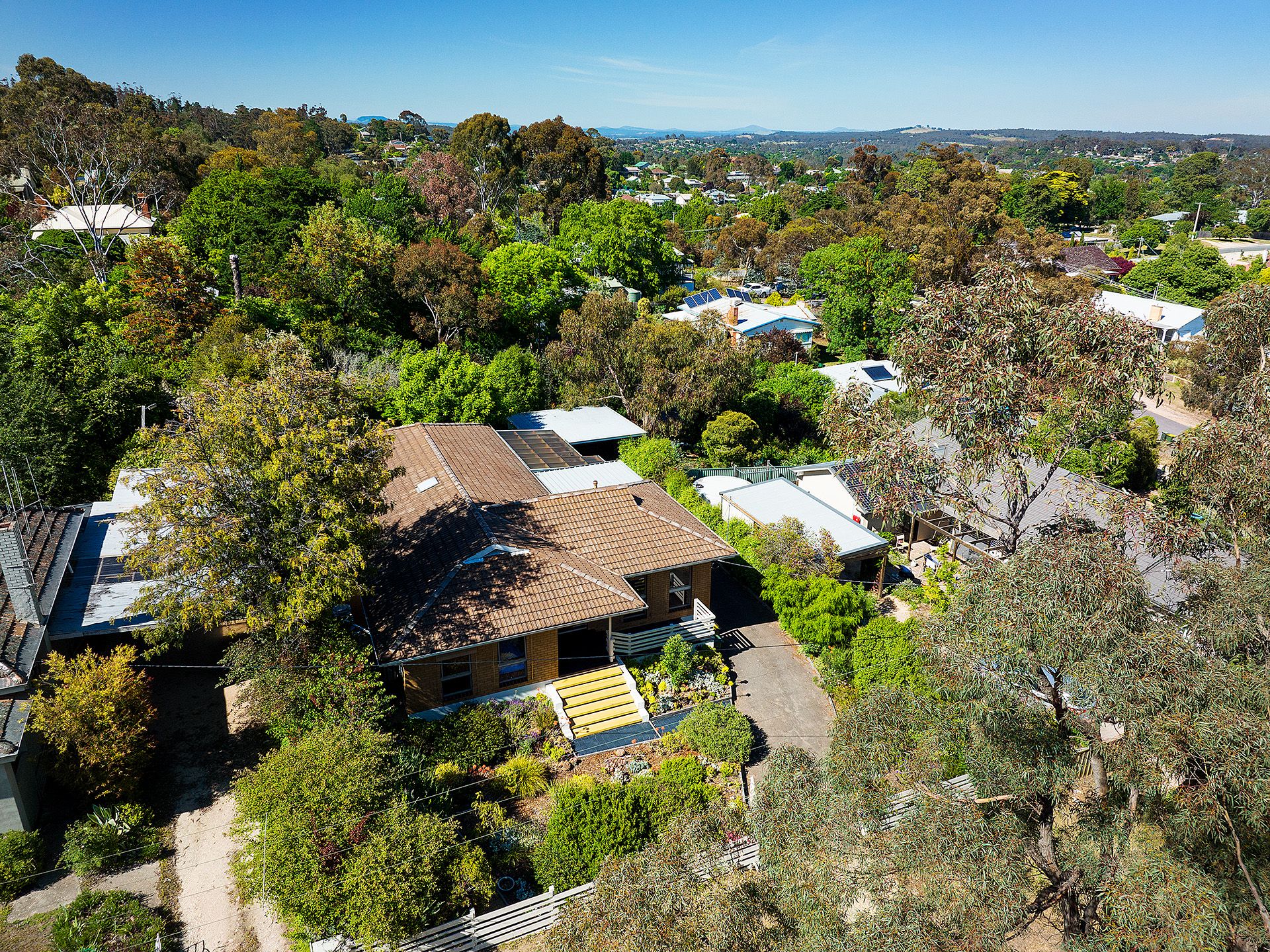 52 Parker Street, Castlemaine - Thumbnail 3