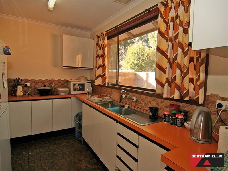 8 Gavin Place, Chapman - Thumbnail 8