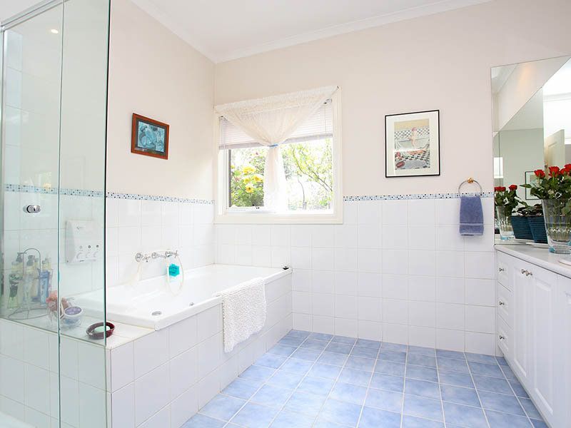 12 Salina Walk, Caroline Springs - Thumbnail 8
