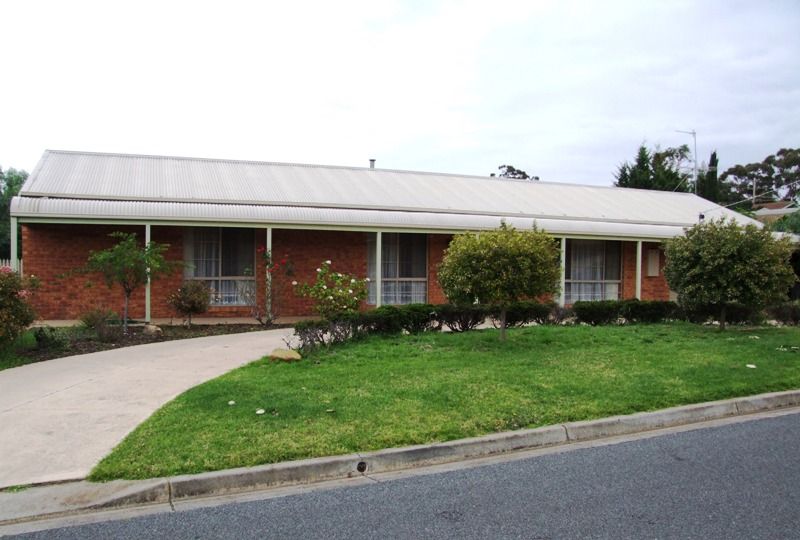 5 Gulline Close, Bacchus Marsh - Thumbnail 2