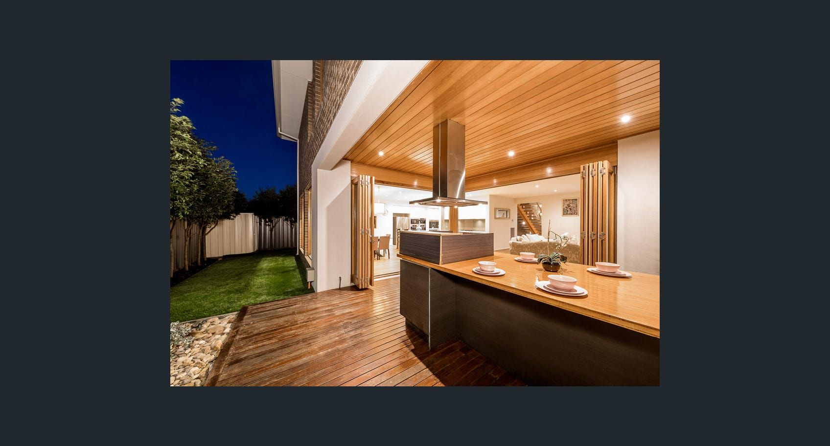 LUXURY LIVING