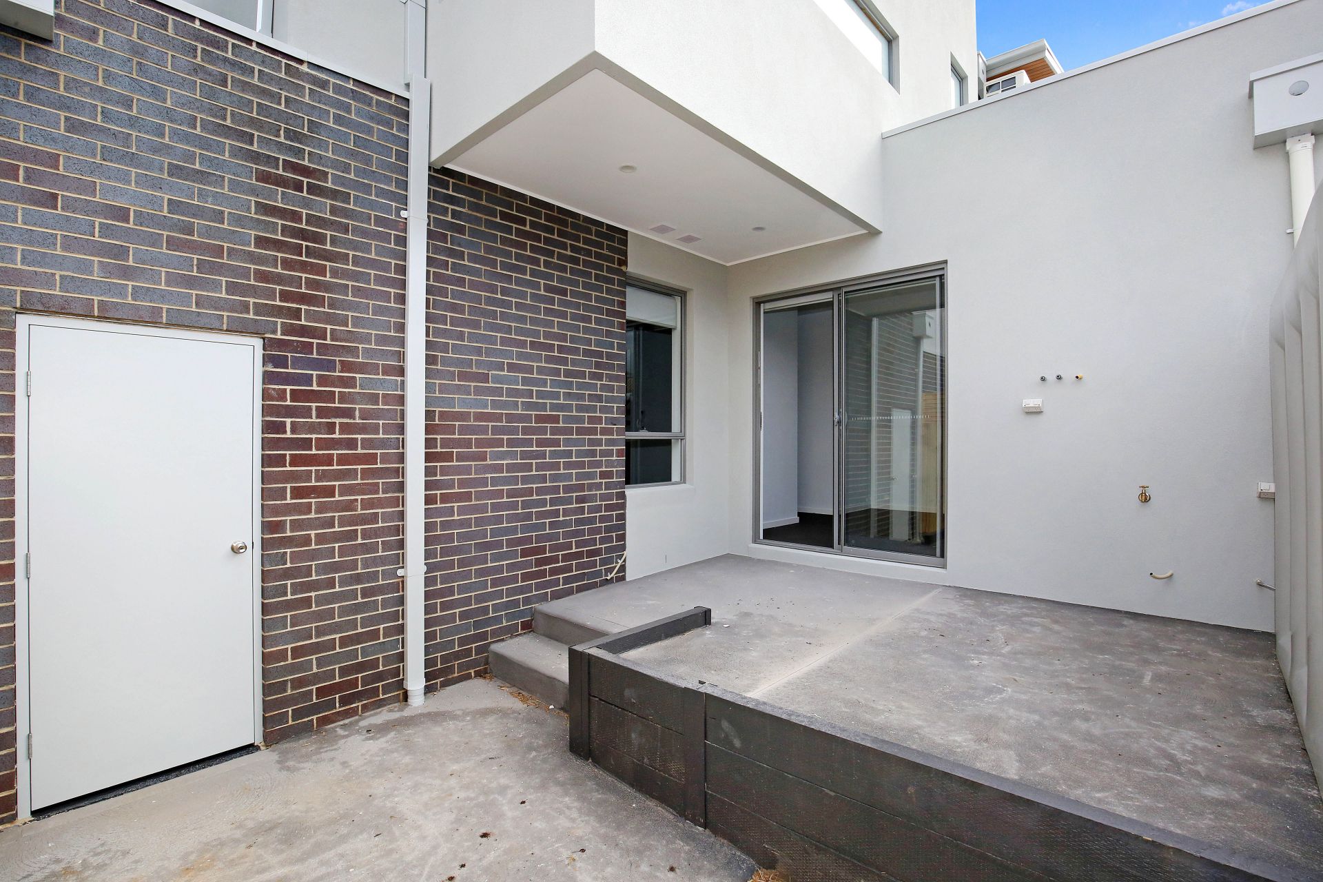 Brand new with stunning city views!