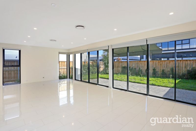 15 Rosenfeld Avenue Kellyville NSW, Kellyville - Thumbnail 4