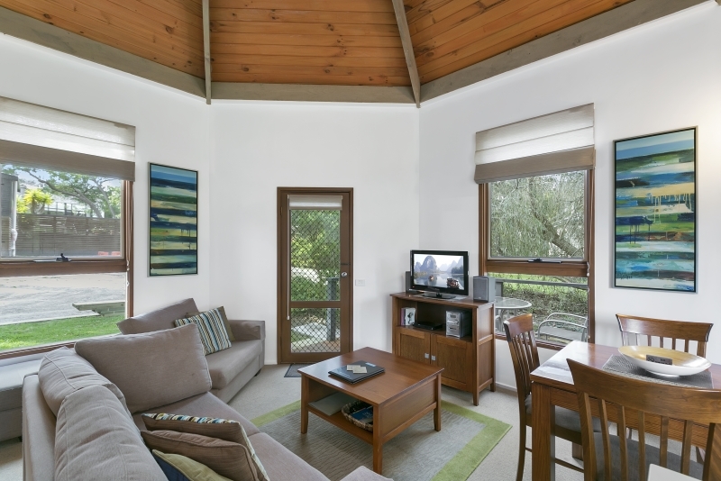 4/2-4  Barton Court, Aireys Inlet, VIC, Aireys Inlet - Thumbnail 4
