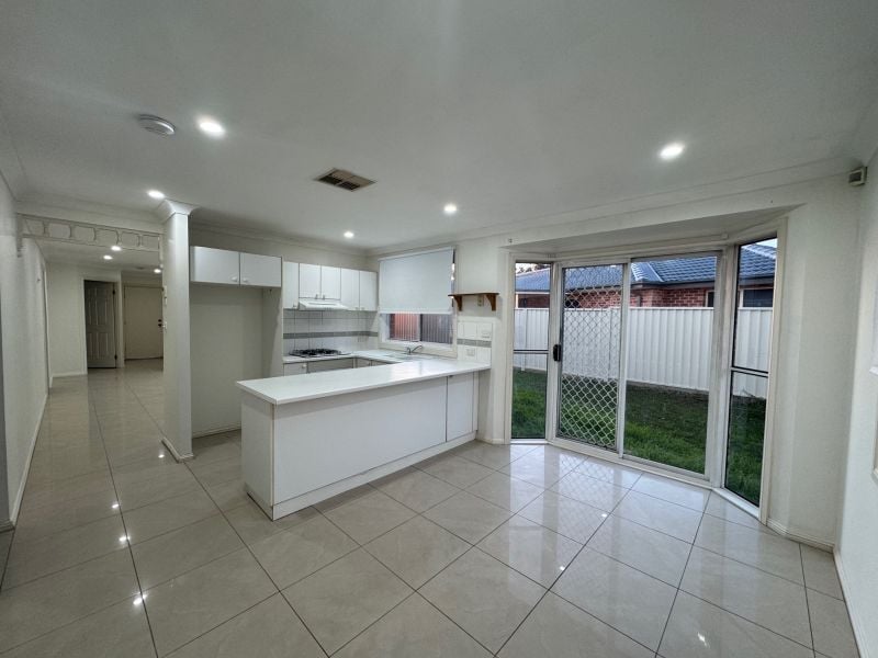 9 Triston Close, Oakhurst
