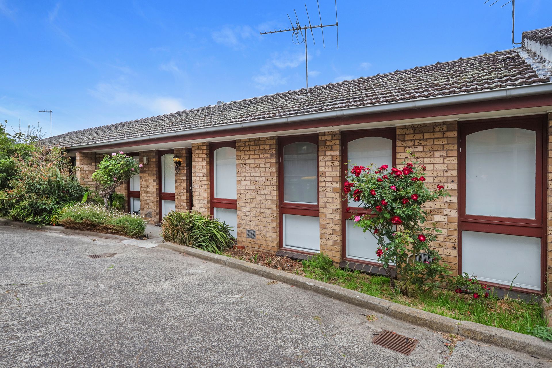 3/10 Hatfield Court West Footscray VIC, West Footscray - Thumbnail 2