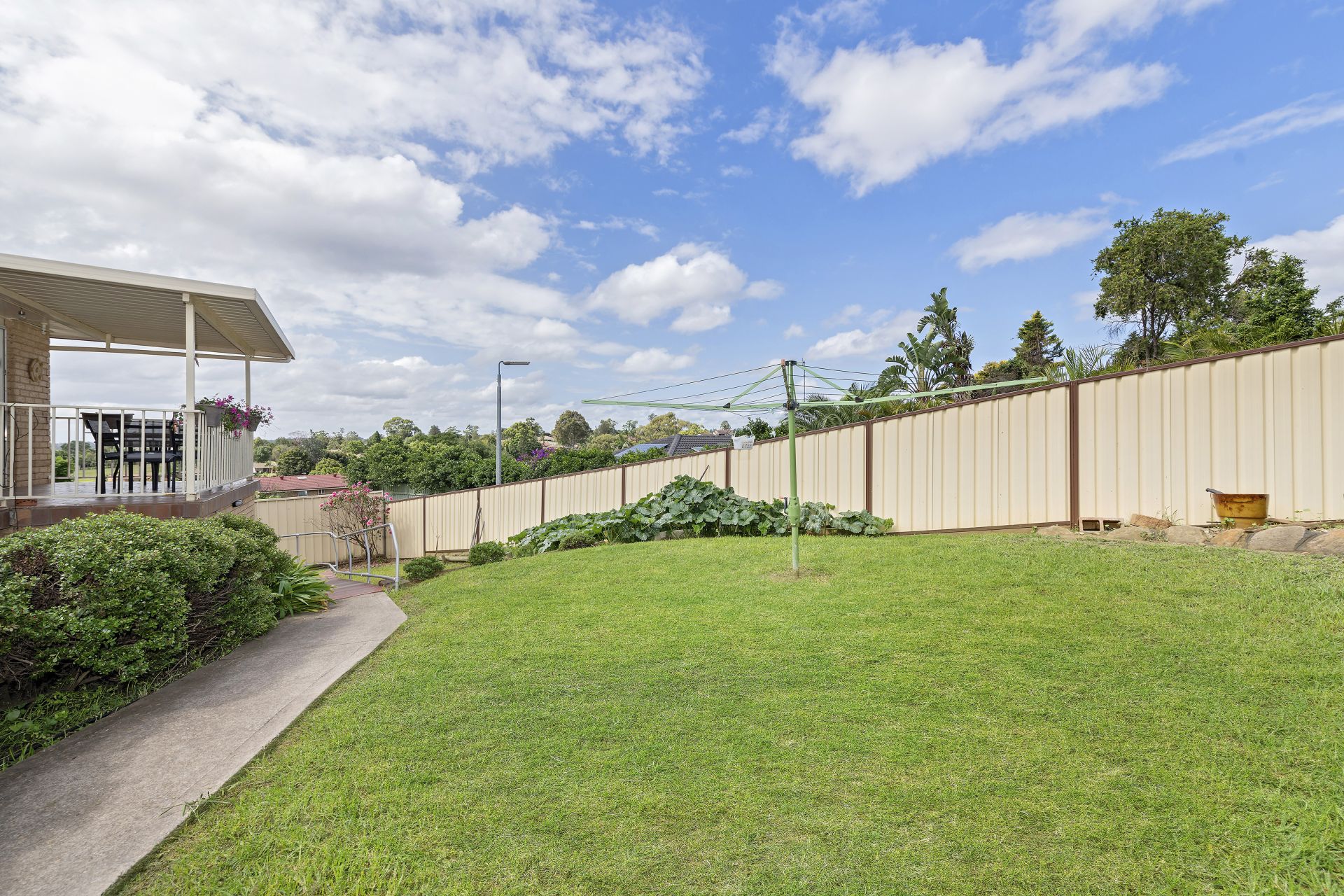 Real Estate For Sale 10 Freshwater Close Woodbine , NSW