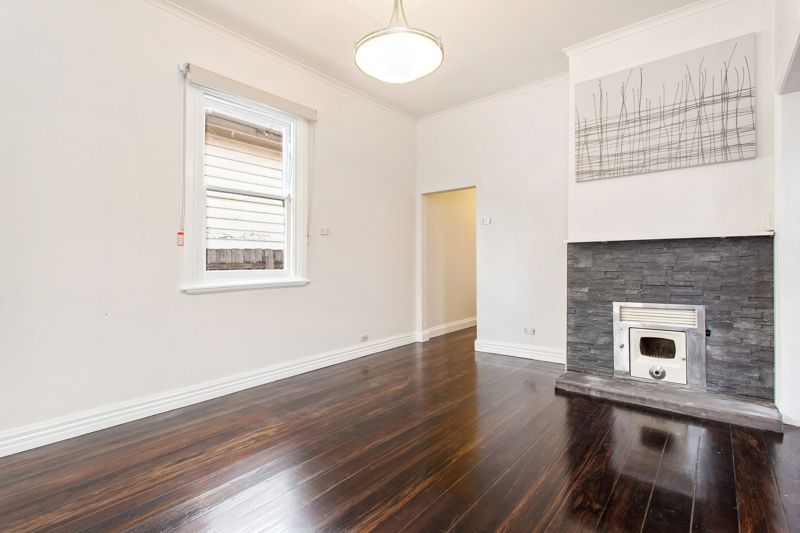 42 Adelaide Street, Footscray - Thumbnail 4