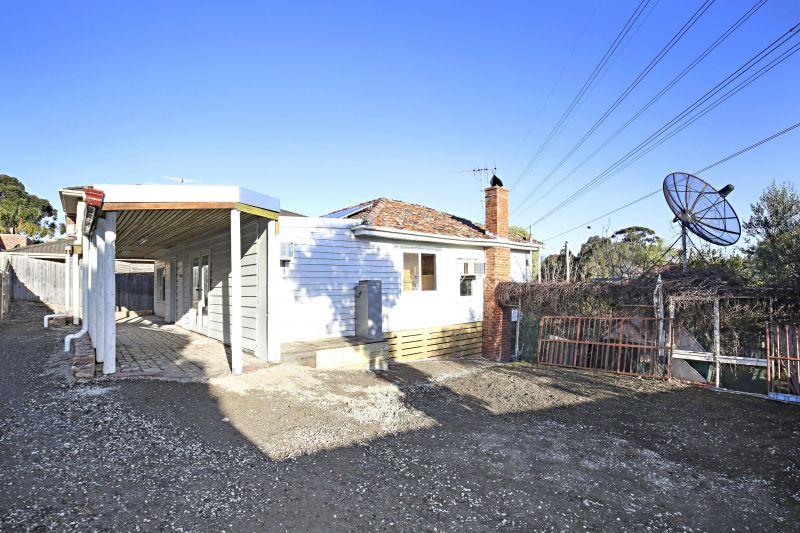 38 Willow Street, Preston