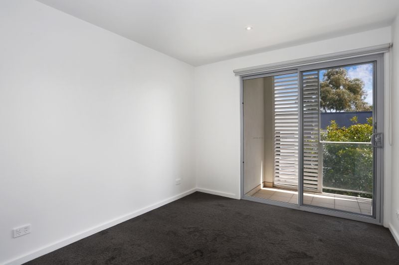 14 Waxflower Crescent, Bundoora