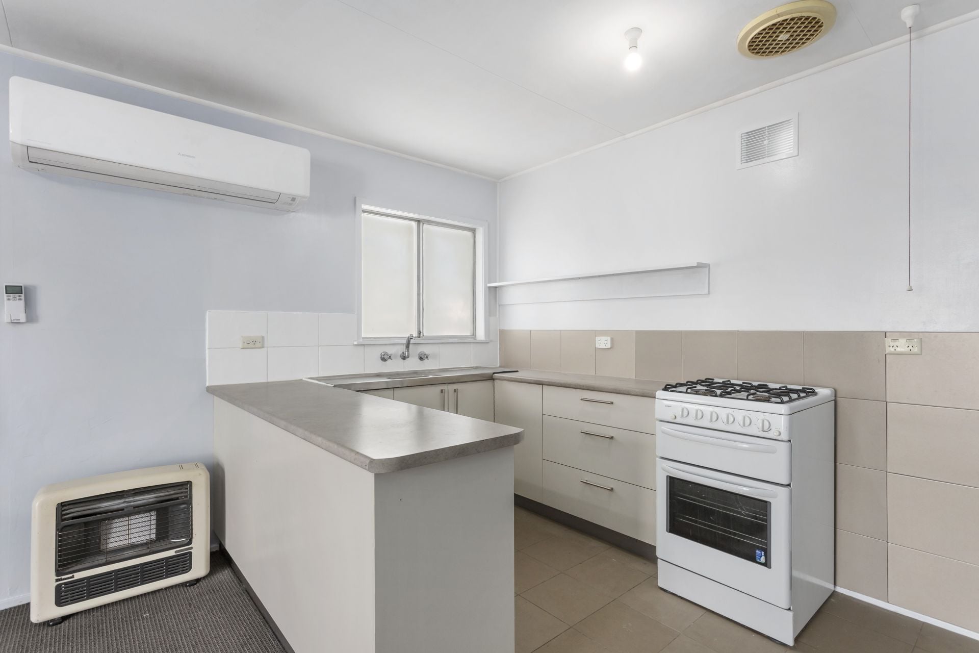 2/67 Nelson Street, Apollo Bay - Thumbnail 7