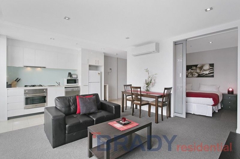 2804/8 Downie Street MELBOURNE VIC, Melbourne - Thumbnail 2