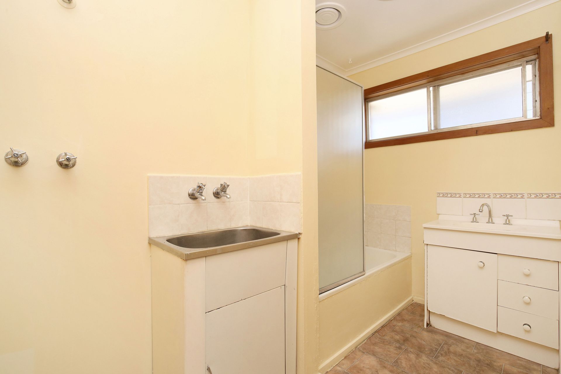 Private and Peaceful

**ARRANGE AN INSPECTION TIME ONLINE - DETAILS BELOW**