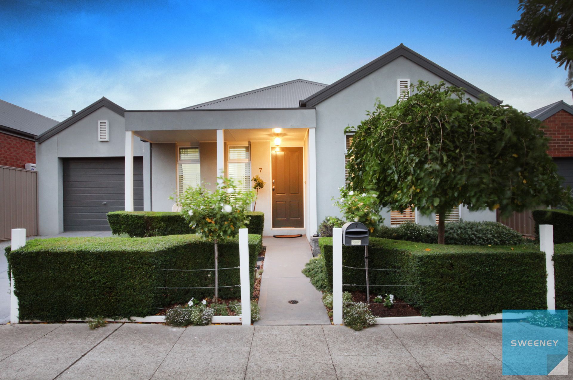 7 Matlock Street, Caroline Springs - Thumbnail 3
