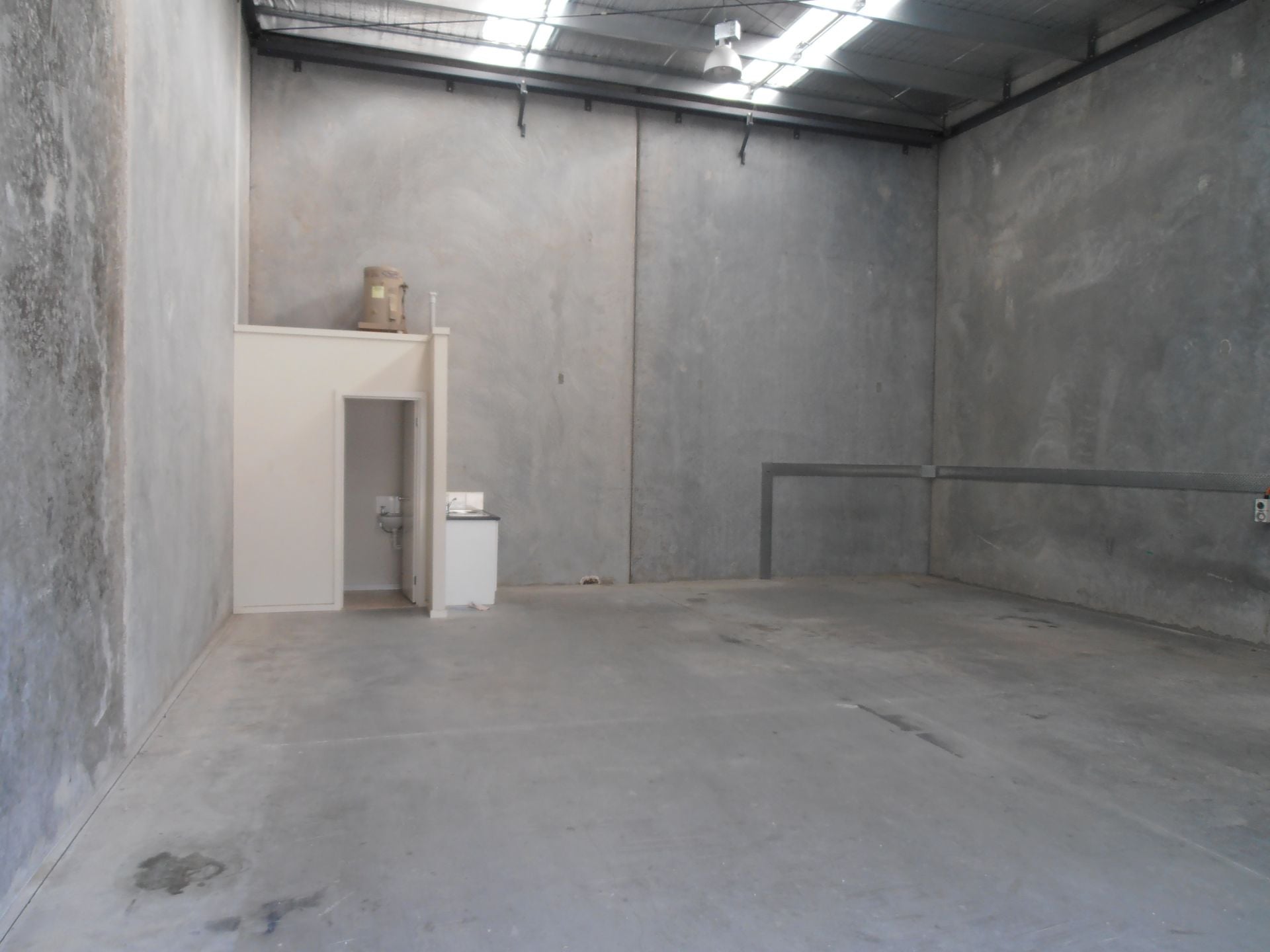 GREAT VALUE WAREHOUSE
