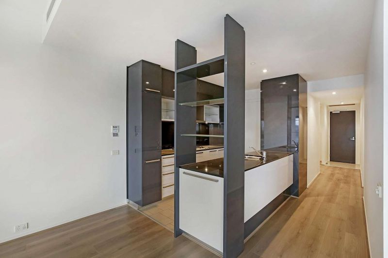 3208/7 Riverside Quay, Southbank - Thumbnail 6
