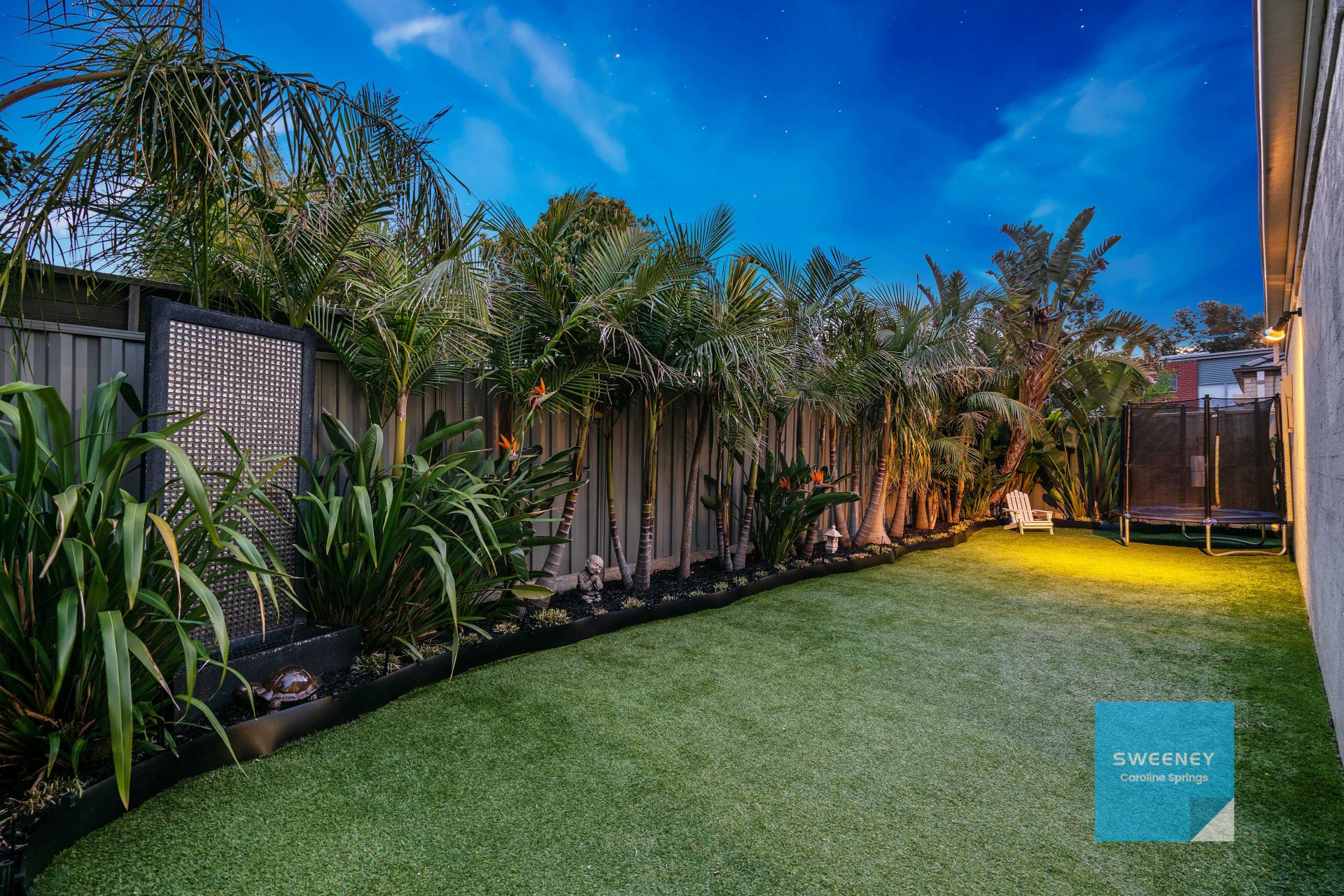 6 Scotsburn Place, CAROLINE SPRINGS Sweeney Estate Agents