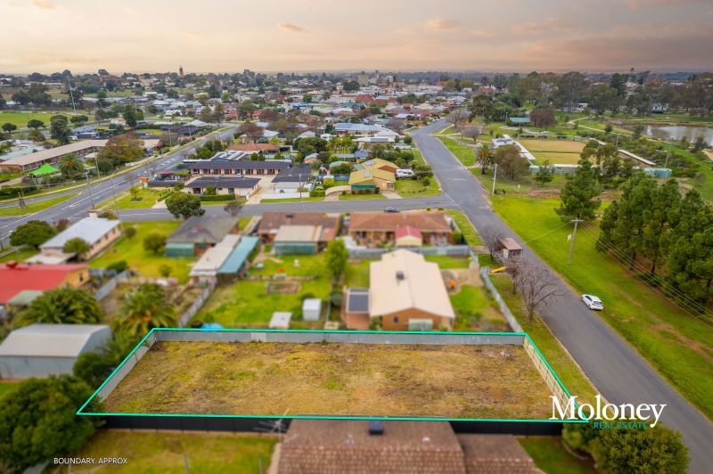 A rare offering in central Rutherglen