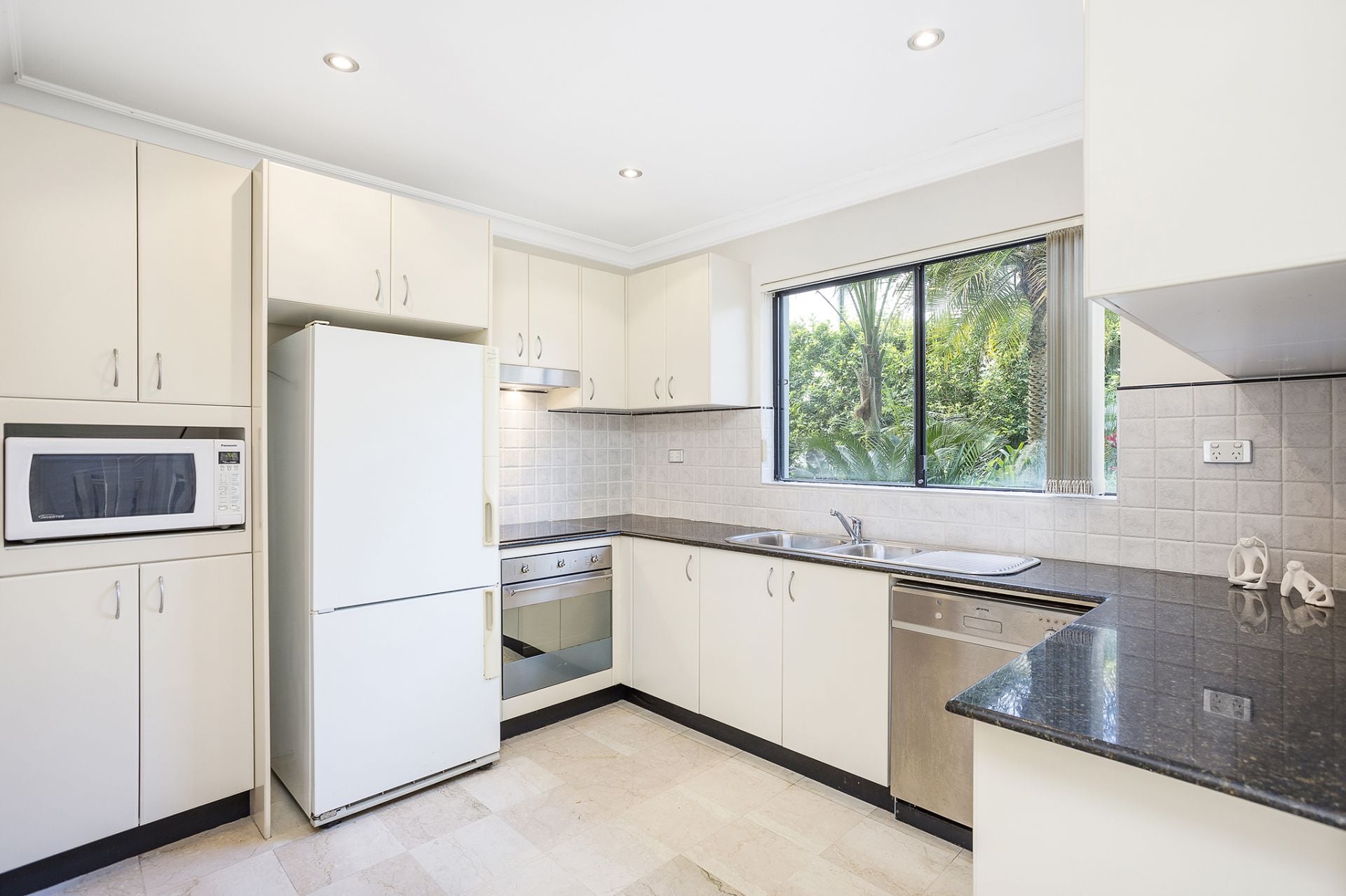2/54 Fraters Avenue Sans Souci NSW, Sans Souci - Thumbnail 5