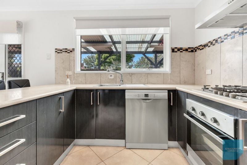 8 Riverex Place, Hoppers Crossing - Thumbnail 7