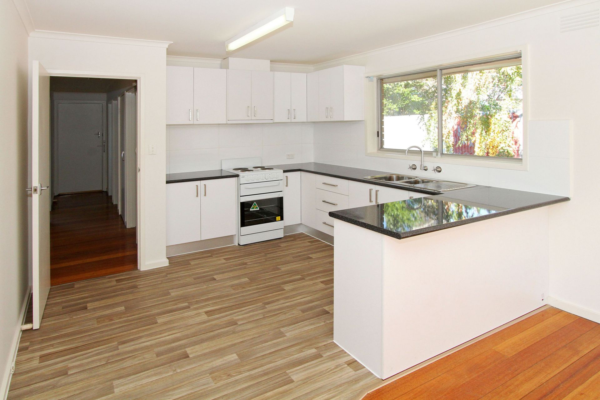 RENOVATED WONDER!