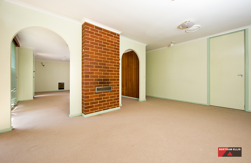 59 Kalgoorlie Crescent, Fisher - Thumbnail 4