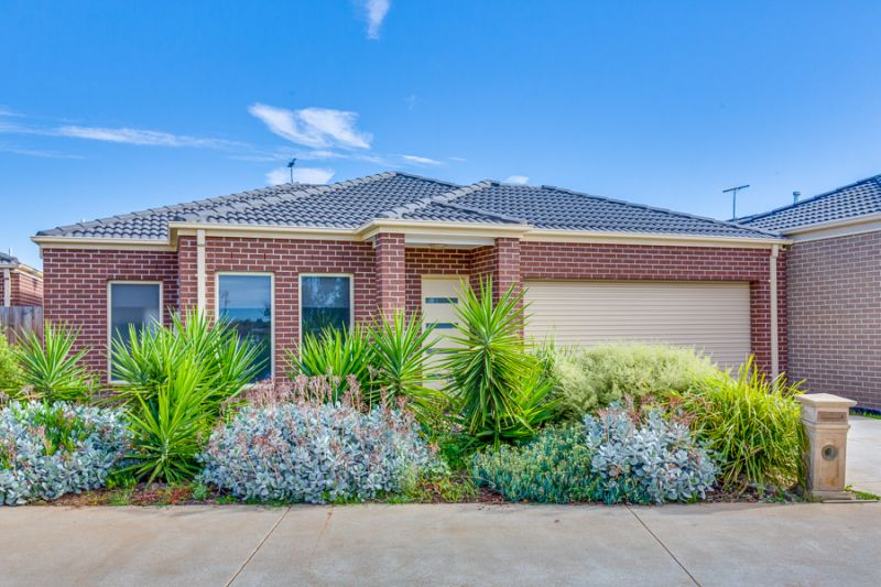 3/36 Somerton Court, Bacchus Marsh - Thumbnail 2