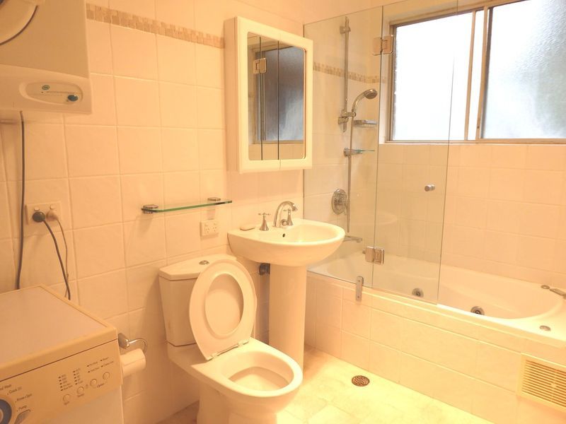 21/65A Werona Avenue, Gordon