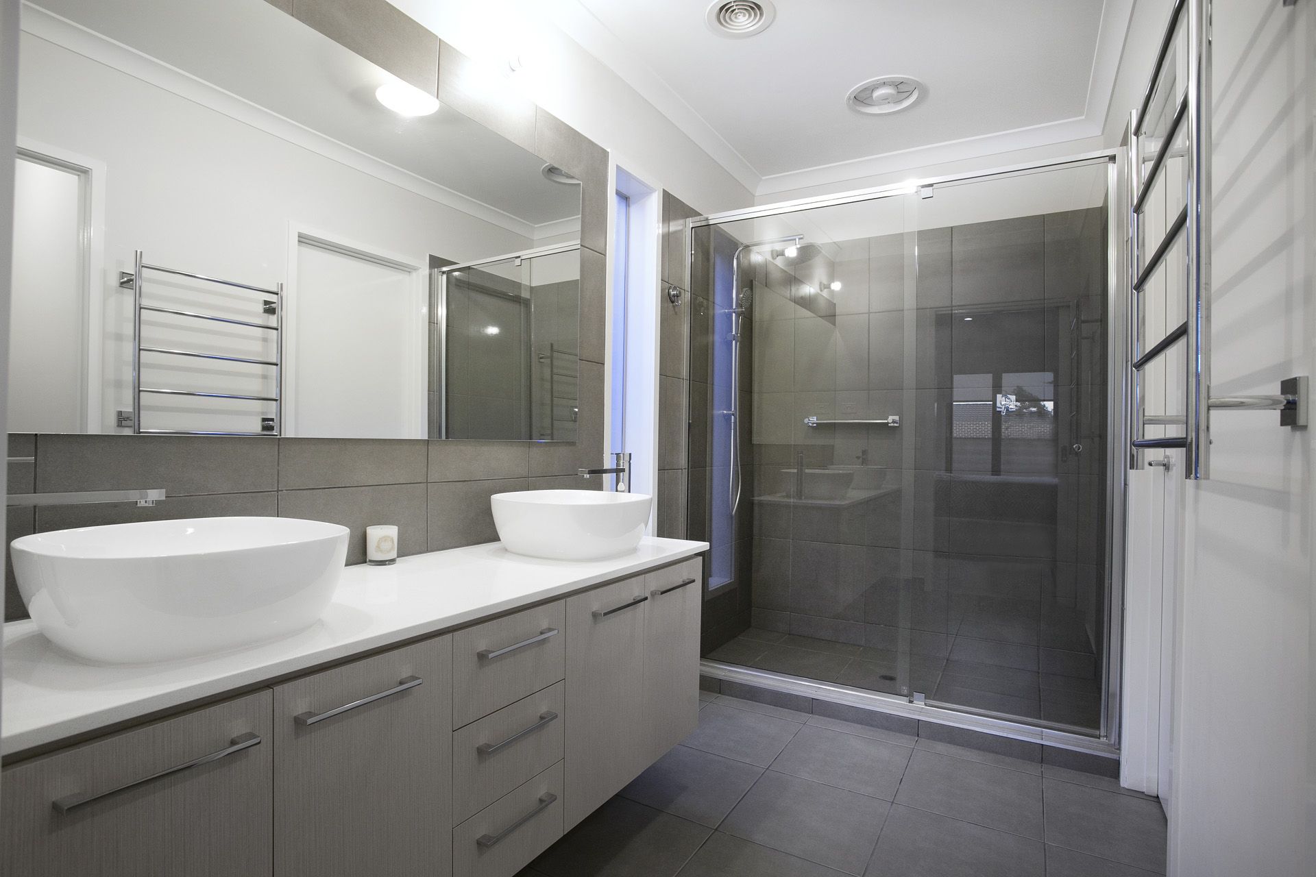 27 Infinity Drive, Fraser Rise | Sweeney Estate Agents