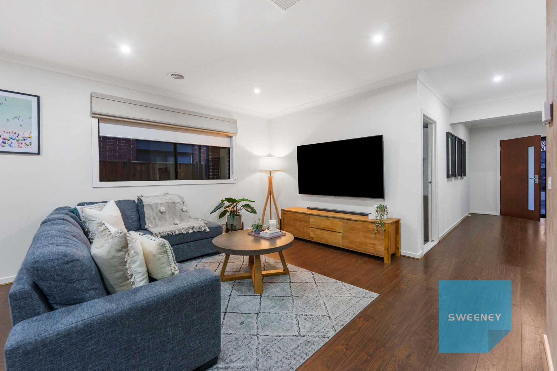 28 Springlands Crescent, Fraser Rise - Thumbnail 7