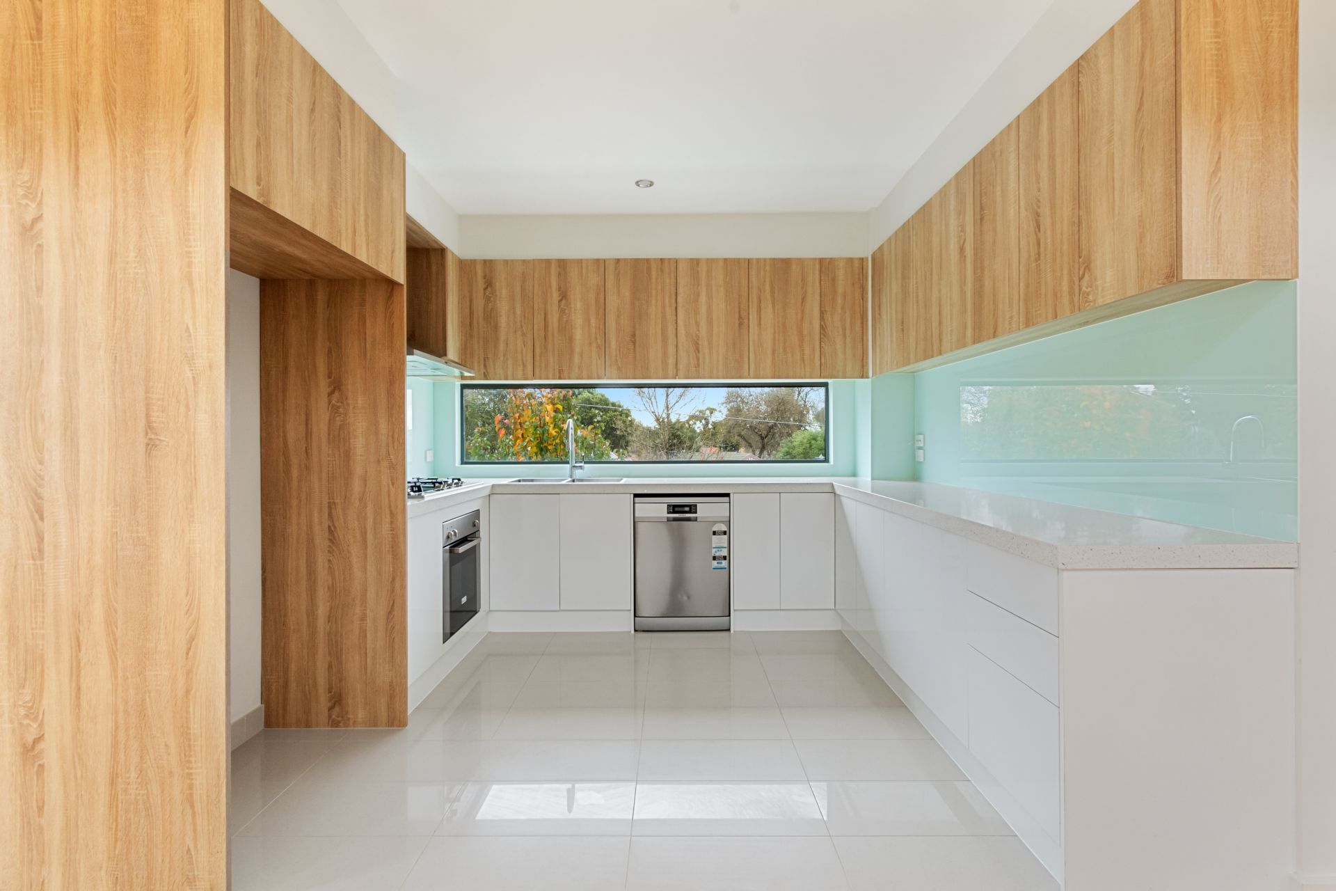 SPACIOUS AND LIGHT FILLED