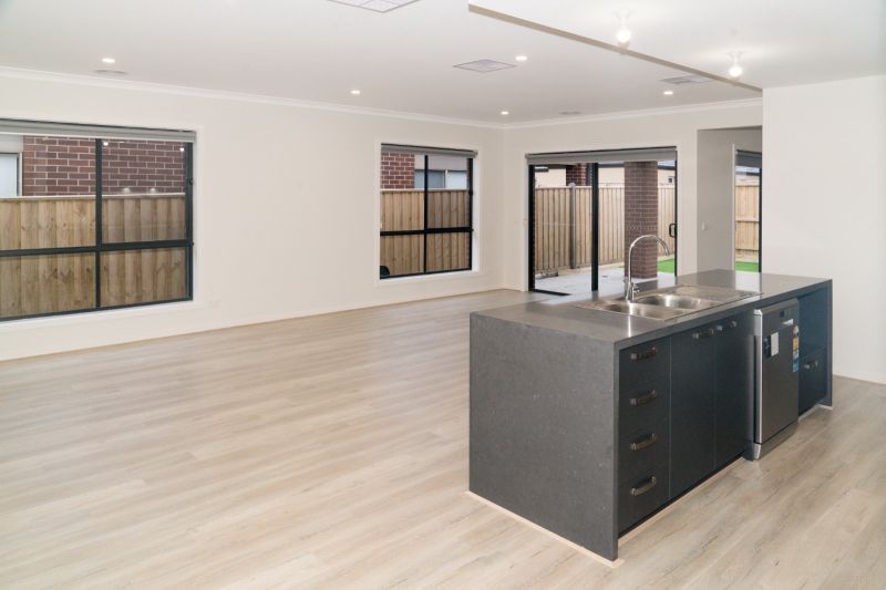 9 Ingrams Way, Mickleham
