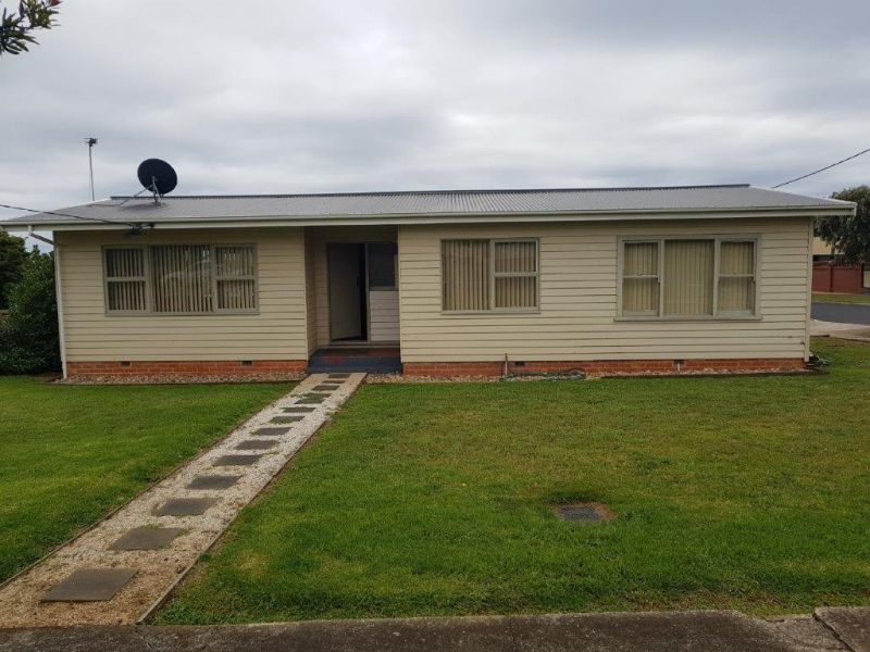 3
 
 
 
  
 
 
 1
 
 
 
  
 
 
 4
 
 
 
 
 
 
 
 146 Nicholls Street, Devonport TAS 7310, Devonport - Thumbnail 2
