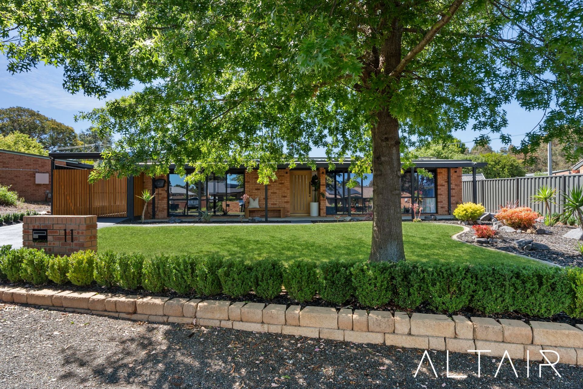 11 Beazley Crescent, Calwell, ACT, Calwell - Thumbnail 2