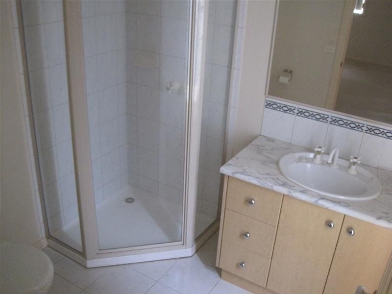 GREAT TOWNHOUSE, PRIME LOCATION!