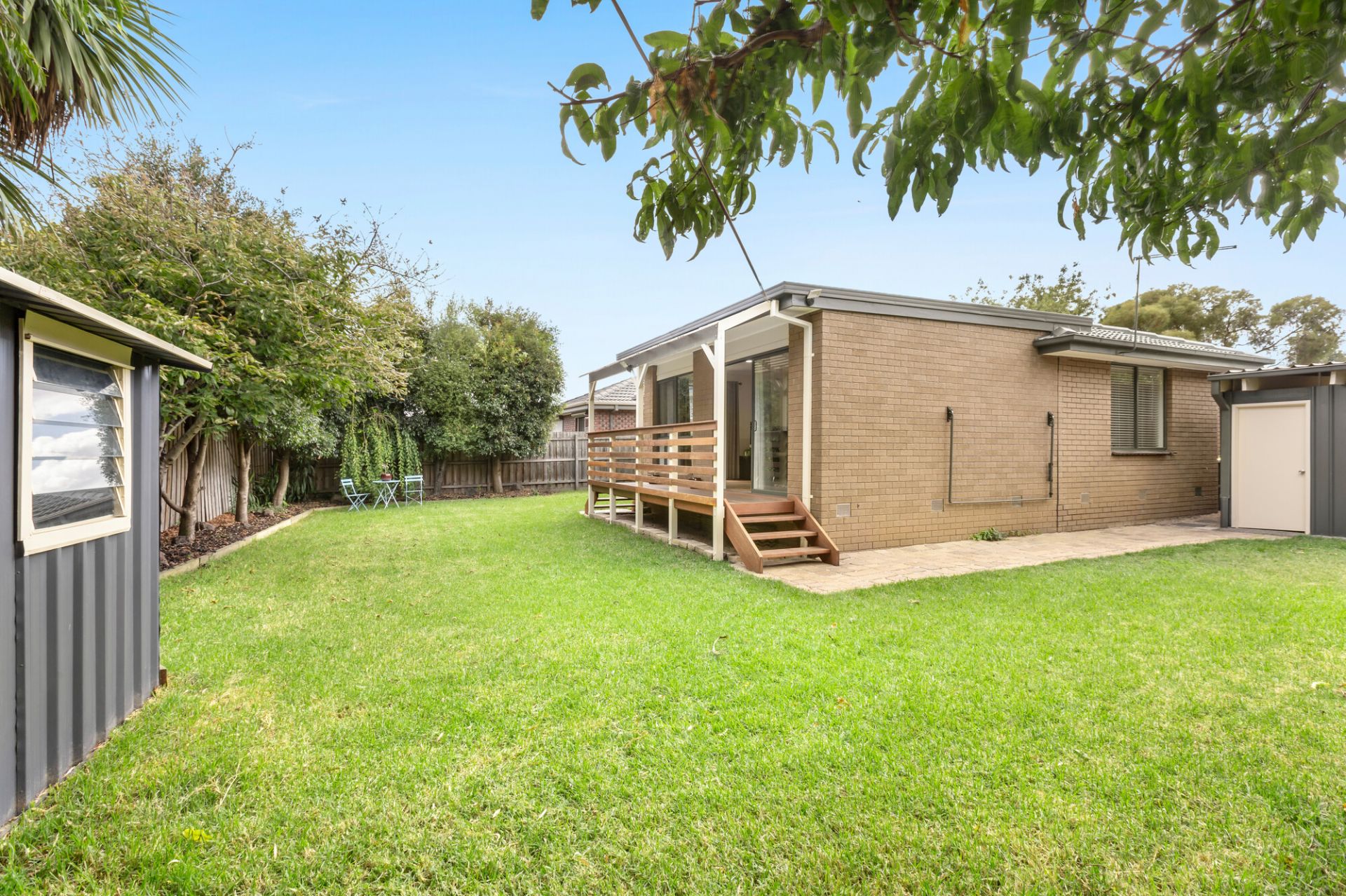 Spacious family living close to schools, shops and RMIT