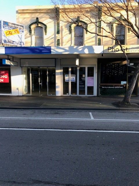PRIME BAY STREET RETAIL - OWNER WILL CONSIDER ALL OFFERS