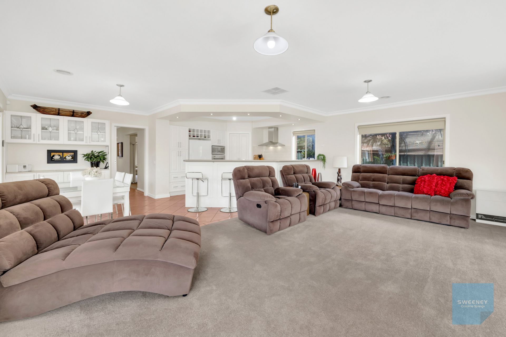 16 Windsor Gardens, Caroline Springs - Thumbnail 7