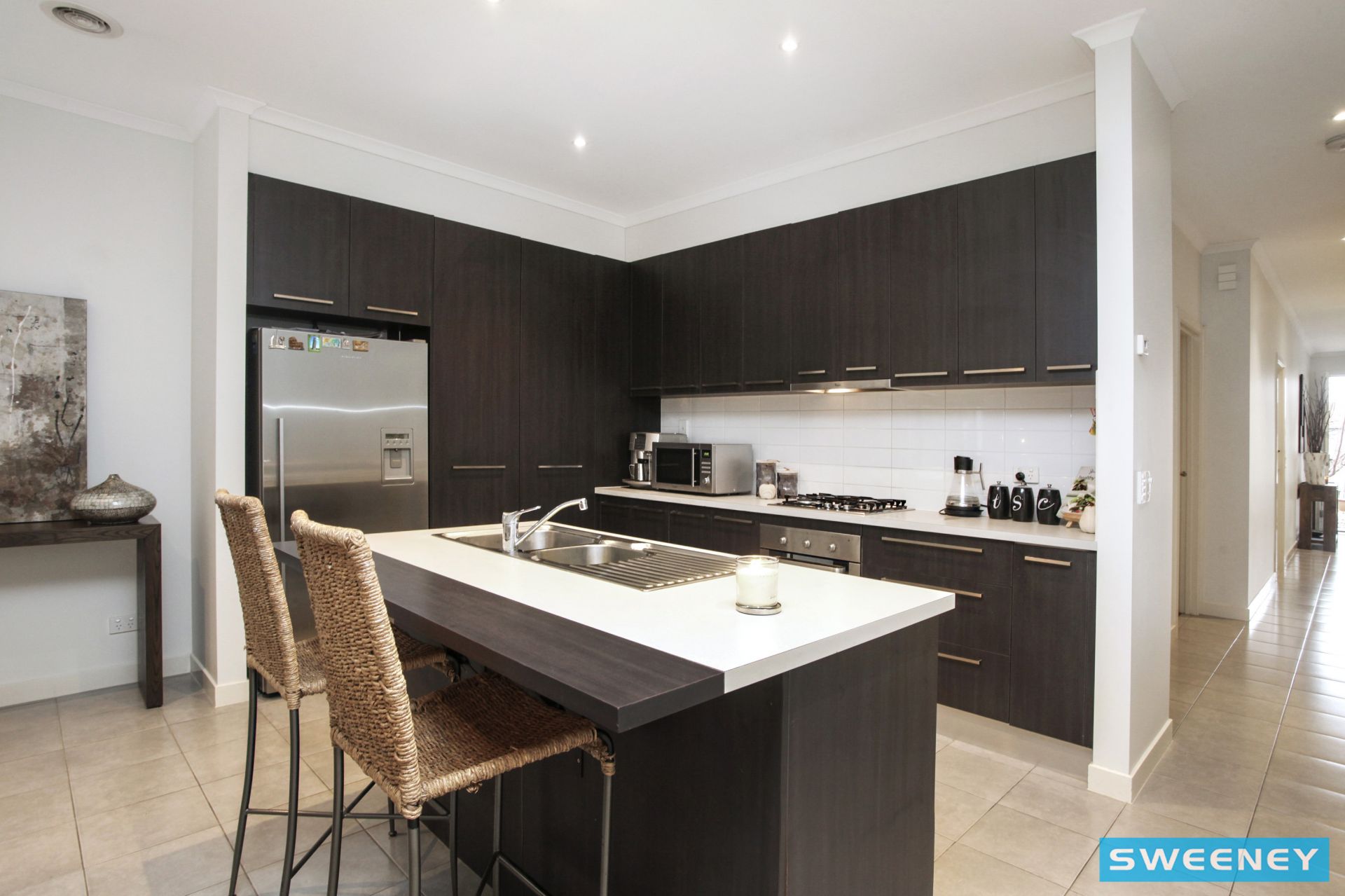 8 Holland Way, Caroline Springs - Thumbnail 5