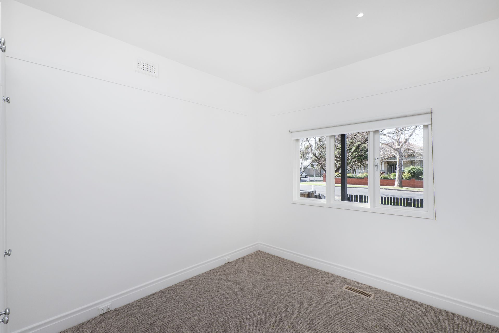90 Powell Street Yarraville VIC, Yarraville - Thumbnail 5