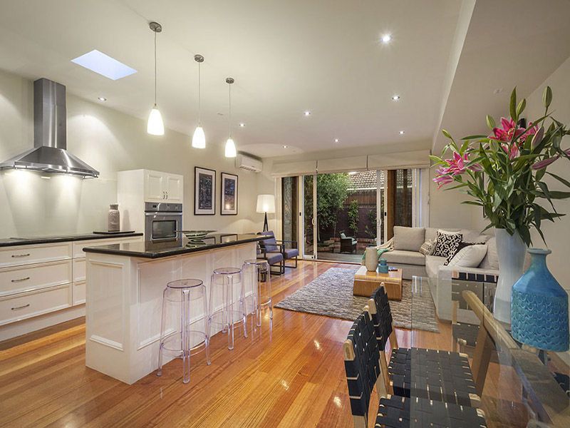 18 Myrtle Street, St Kilda East - Thumbnail 3