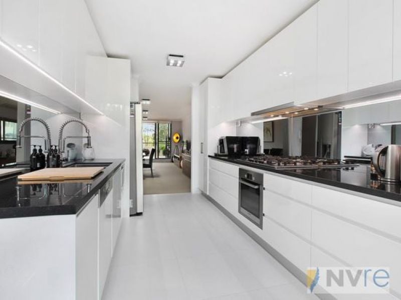 2/17 Pearce Avenue NEWINGTON NSW, Newington - Thumbnail 2