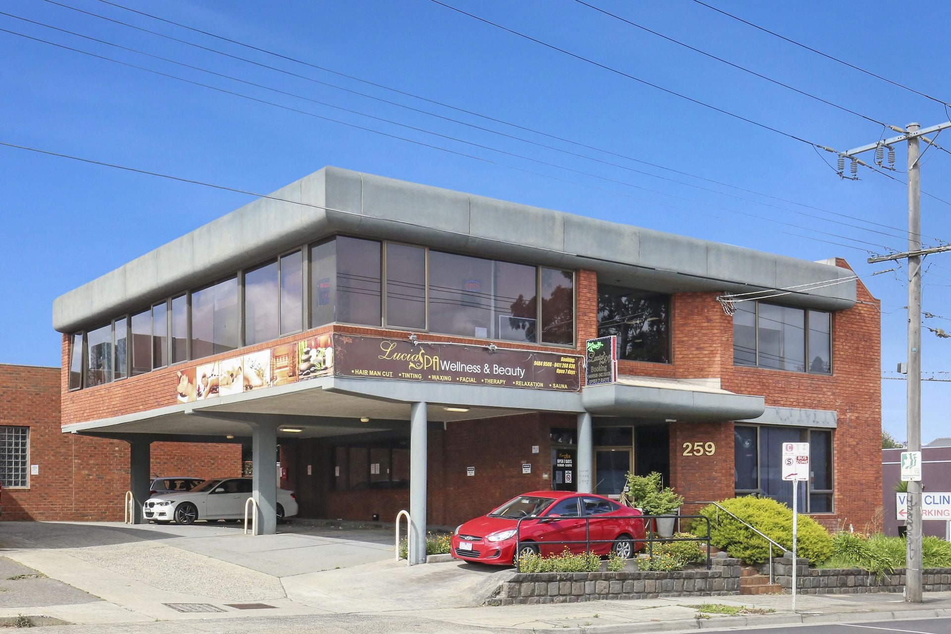 GROUND FLOOR OFFICE IN PRIME LOCATION