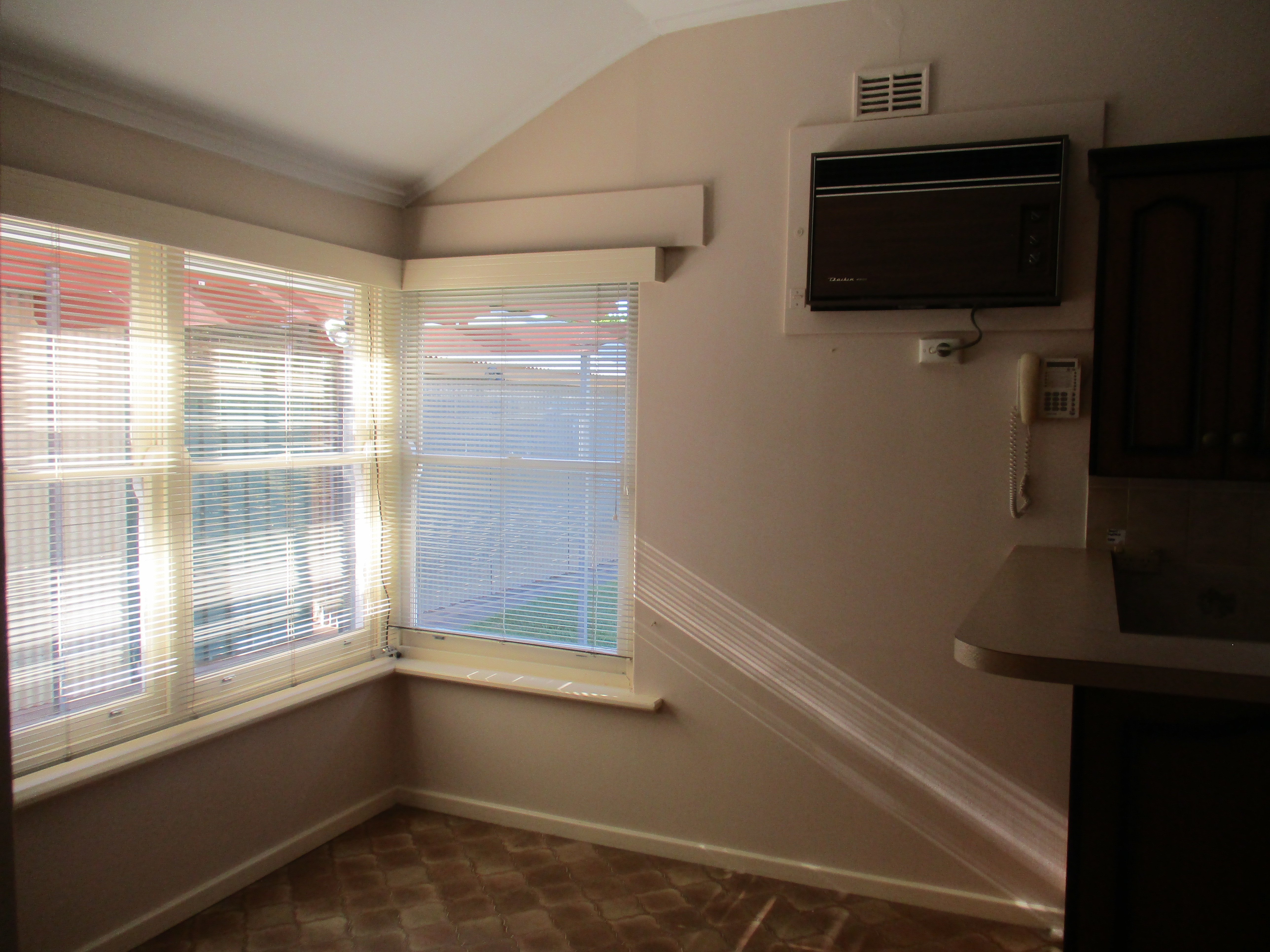 4 Kathleen Street  Dover Gardens 5048