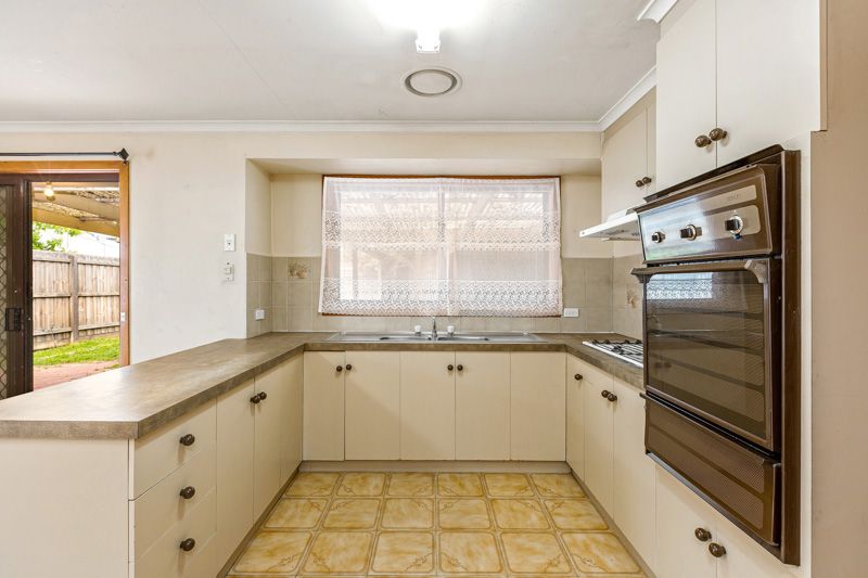80 Grace St Sth, Altona Meadows - Thumbnail 3