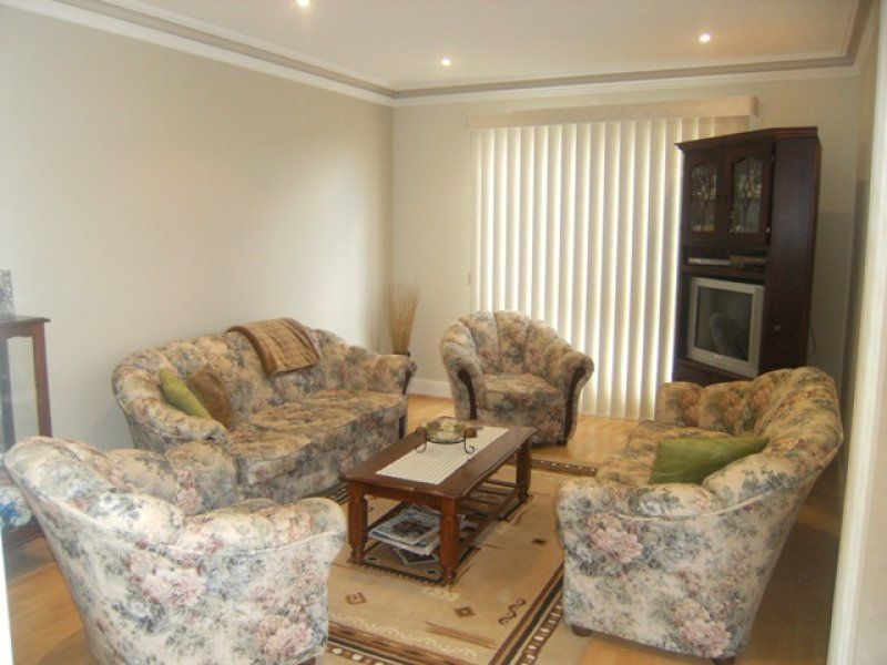5 Calthorpe Green, Caroline Springs - Thumbnail 4