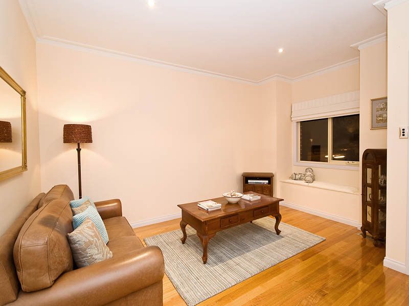 14 King Circuit, Caroline Springs - Thumbnail 7