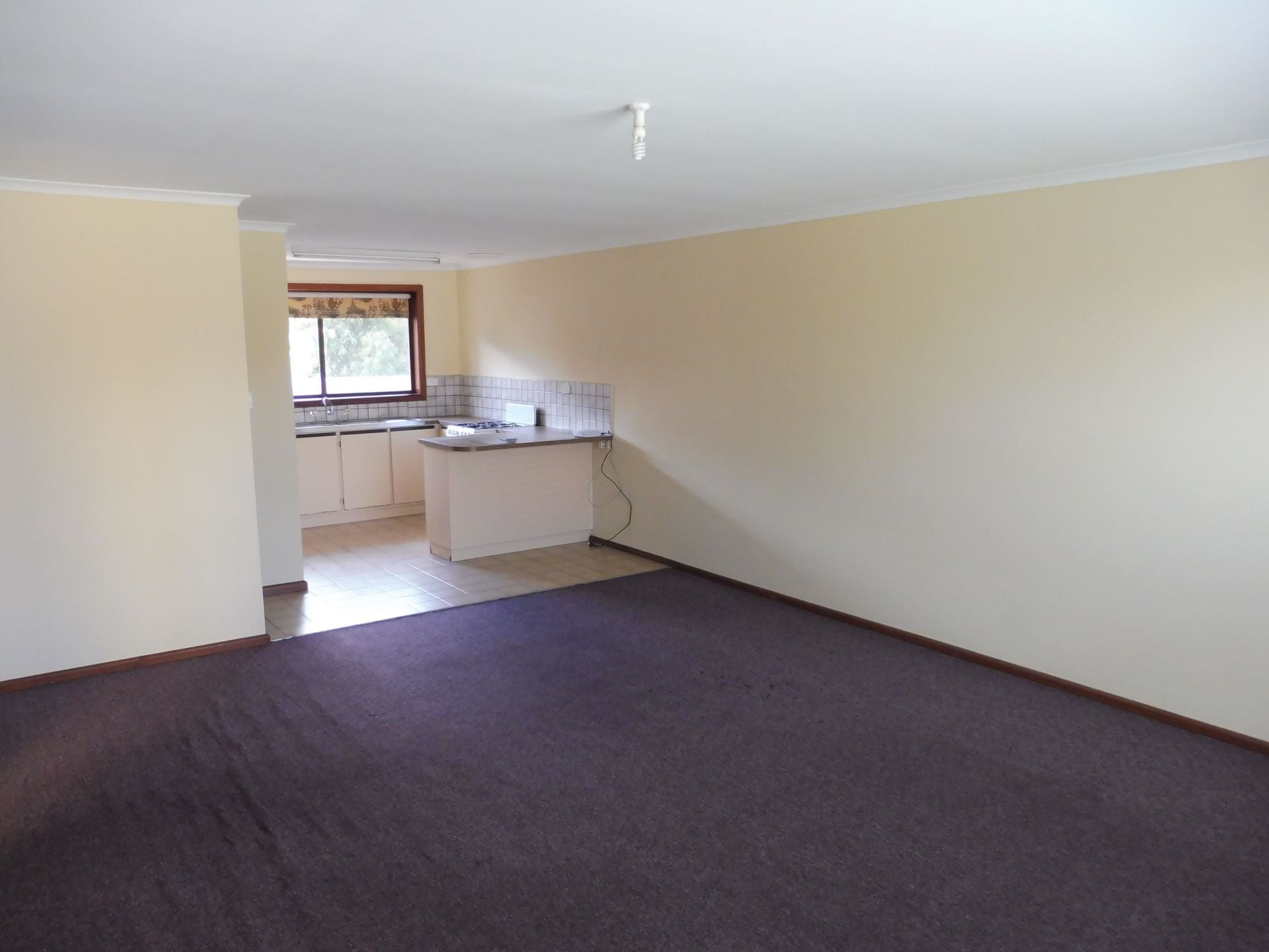 2 BEDROOM UNIT!