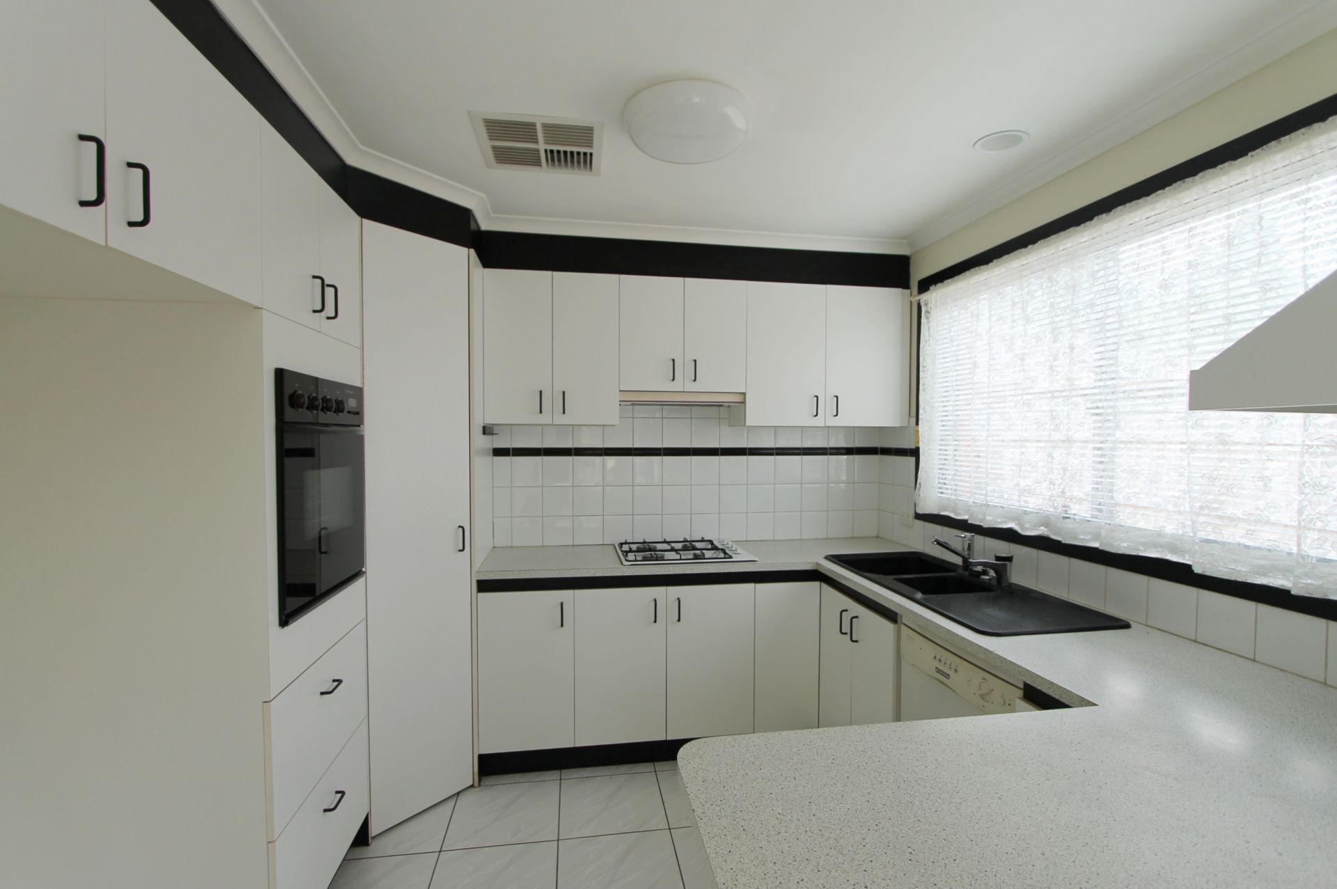 3 BEDROOM + STUDY AND LOW MAINTENANCE